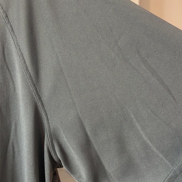 Workout top gray t shirt  size XL active wear lounge casual graphic - Picture 4 of 13